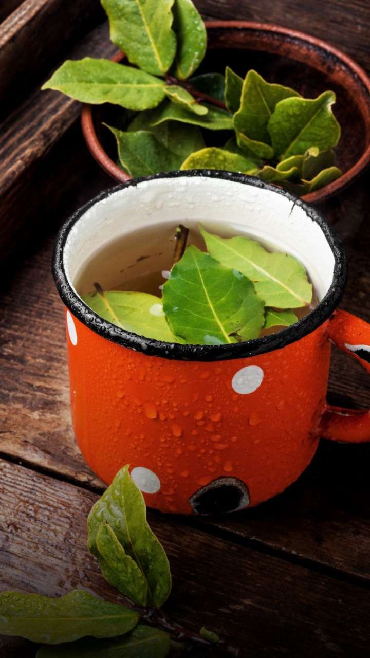 Know The Tremendous Benefits Of Drinking Bay Leaf Water On Empty Stomach