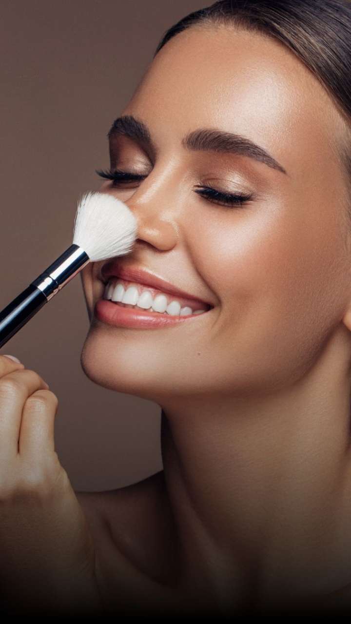 Top 8 Tips To Prep Your Skin Before Applying Make-Up!