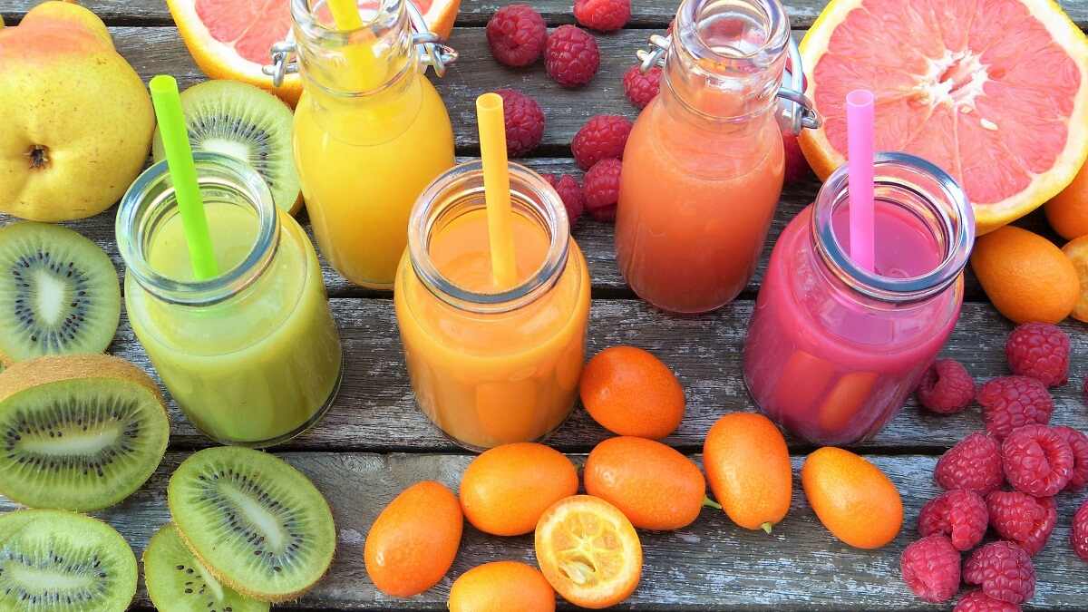 Best Vitamin C Fruit Juices: निखरती त्वचा, बढ़ते बाल और तंदुरुस्ती का एक मात्र राज है ये विटामिन C जूस