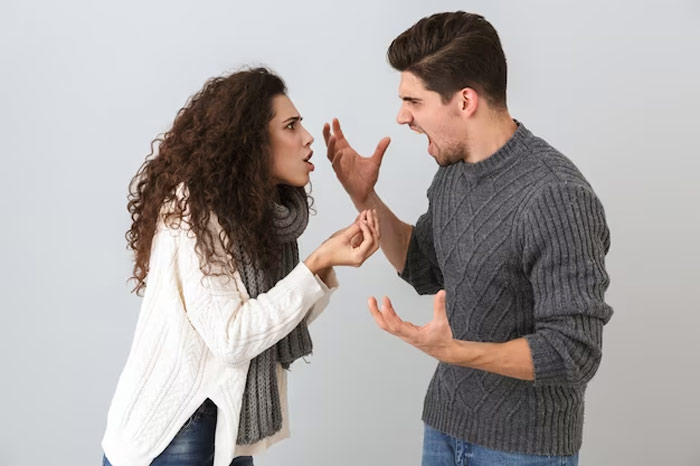 No More Fights, These Vastu Tips Will Help You Enjoy Good Relationship With Your Husband 