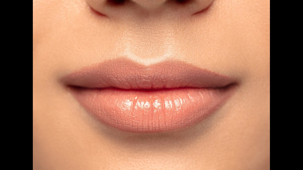 Tips to Fix Chapped Lips: இயற்கையான முறையில் உதடு வெடிப்புகளை சரி செய்யும் டிப்ஸ்!