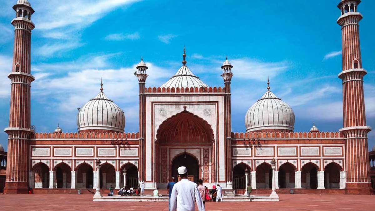 Top 5 Places In Jama Masjid To Satiate Your Taste Buds