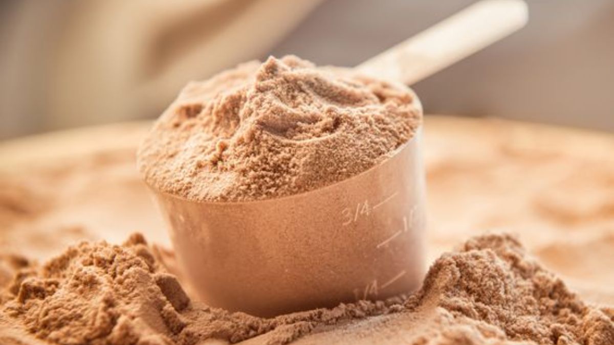 Best Whey Protein Powders: Packed with Minimal Additives And Low Sugar Content