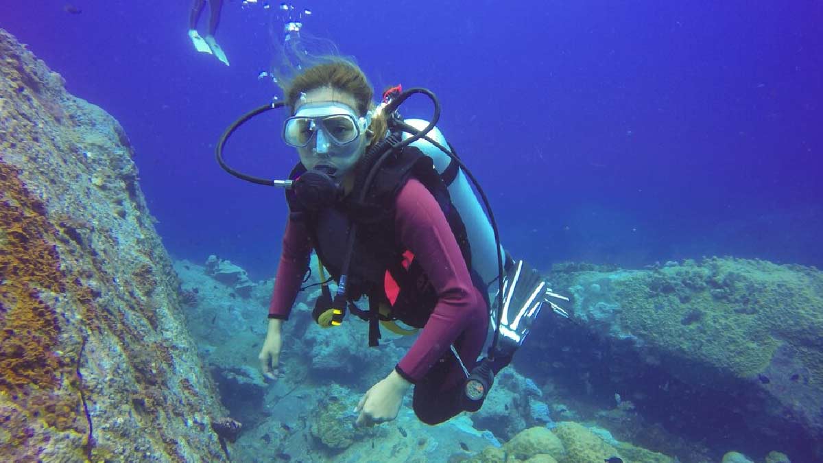 Dive Smart: Top Things To Know Before Your First Scuba Experience