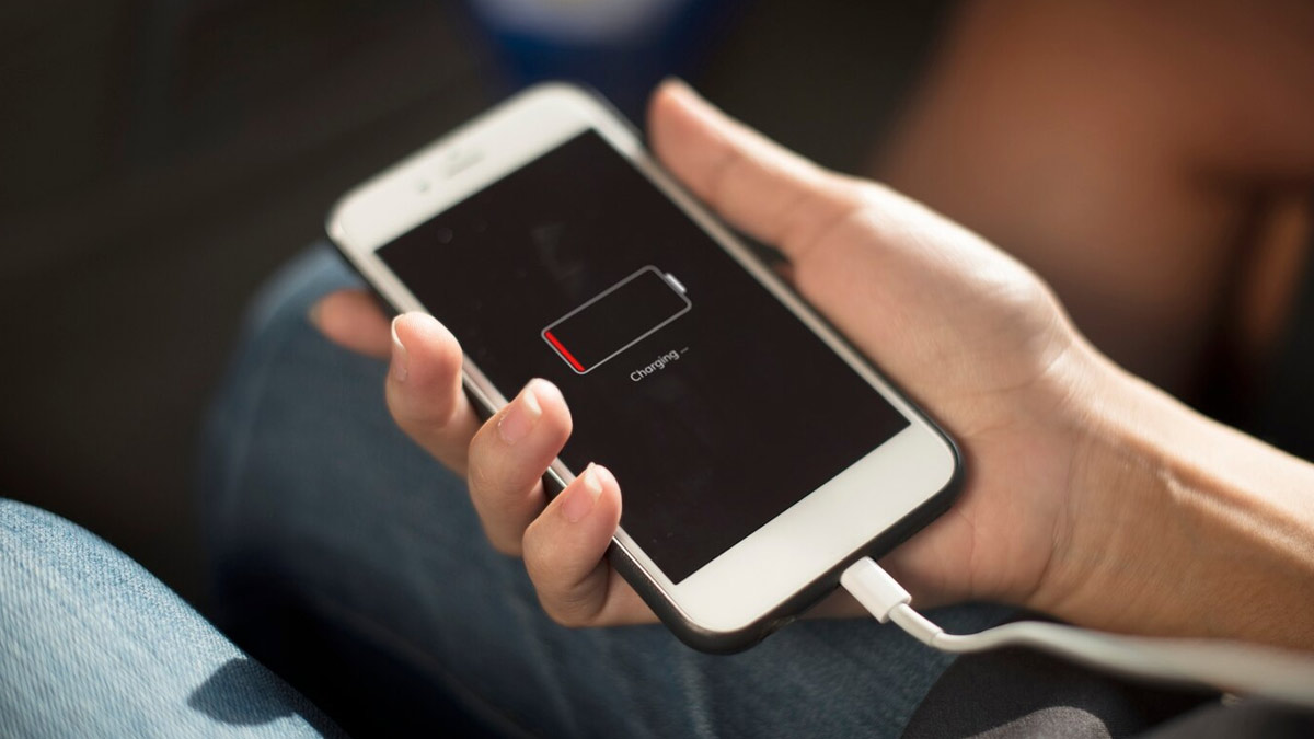 क्या आपको पता है मोबाइल की आखिरी 1 प्रतिशत बैटरी सबसे ज्यादा क्यों चलती है?